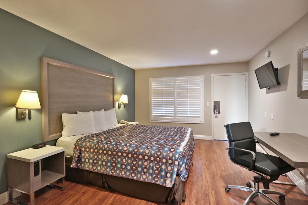 Hotel 414 Anaheim Quarto foto